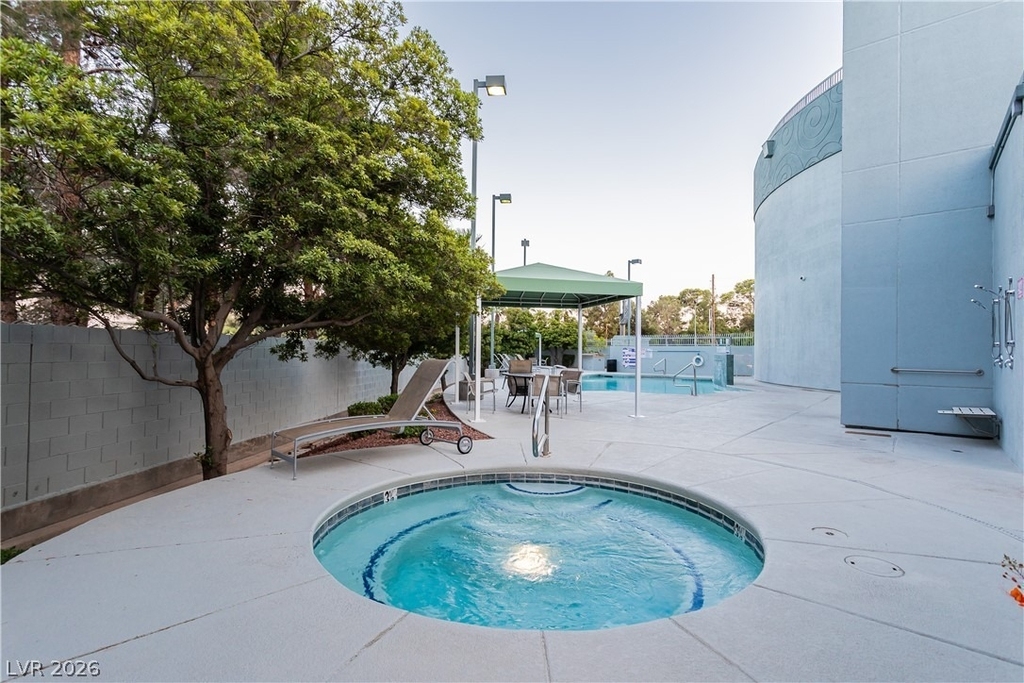 360 E Desert Inn Road - Photo 49