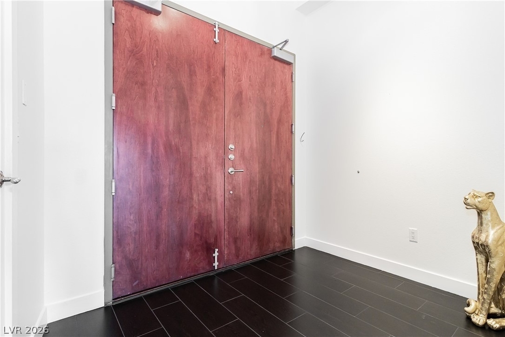 360 E Desert Inn Road - Photo 11
