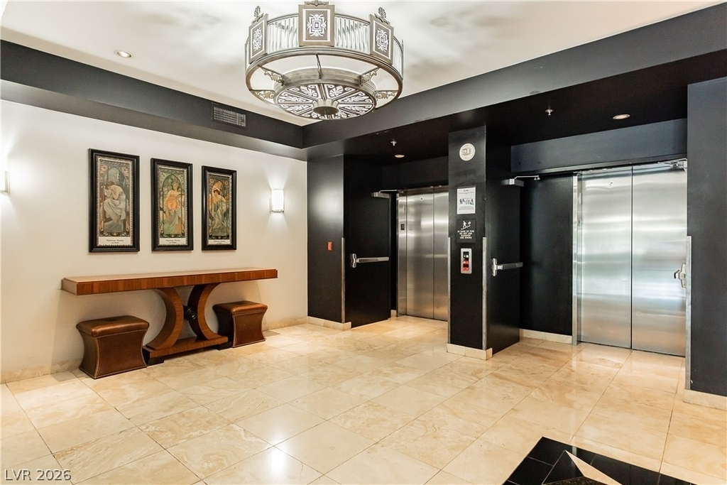 360 E Desert Inn Road - Photo 7