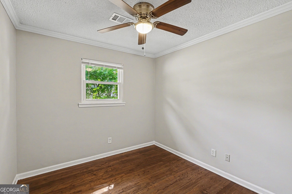 3670 Goodwin Road - Photo 10