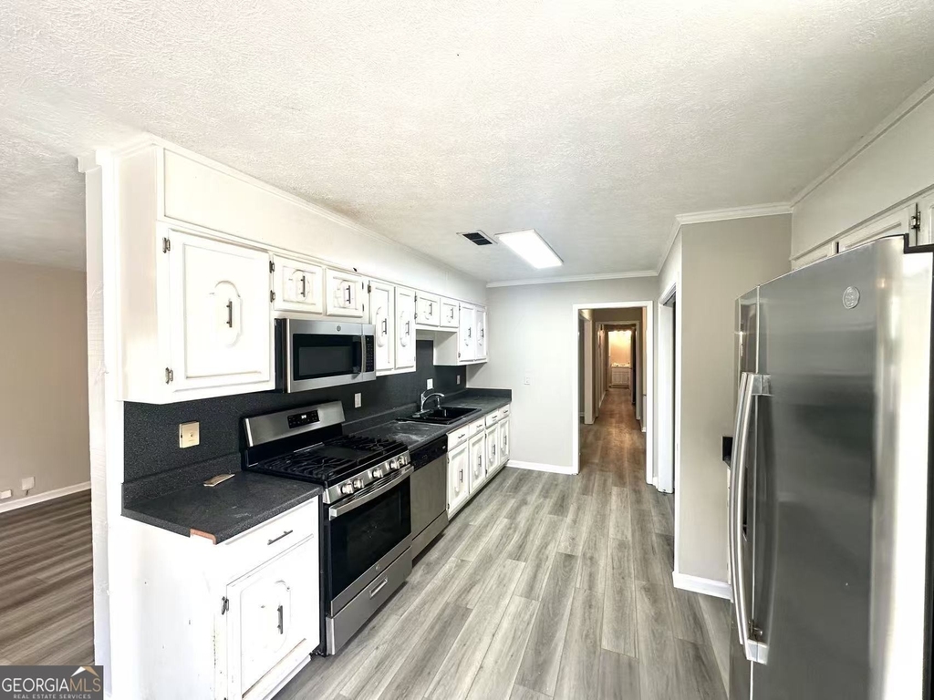 100 Lakeview Lane - Photo 11