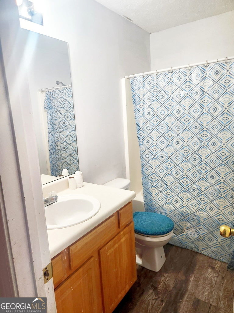 144 Blake Avenue - Photo 9