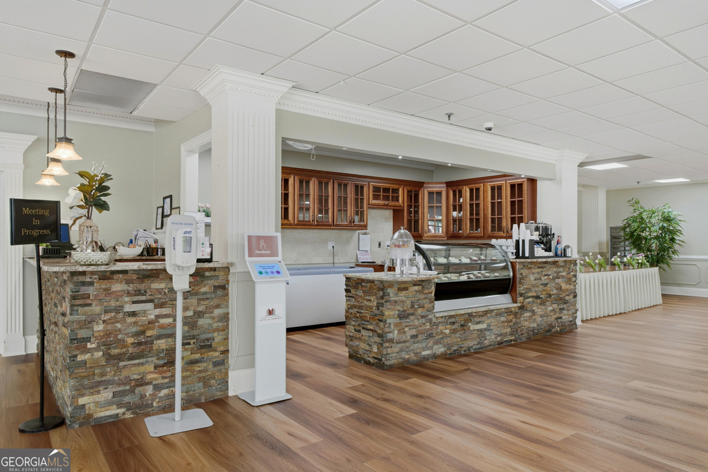 300 Johnson Ferry Road - Photo 22