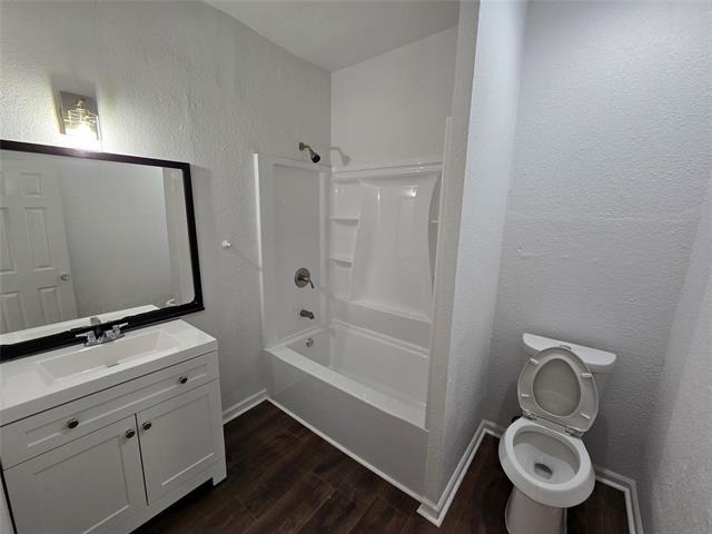 5004 E Side Avenue - Photo 3