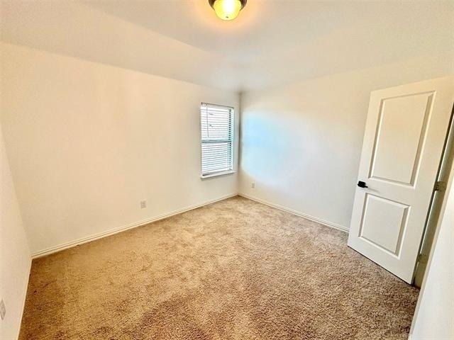 512 Virginia Way - Photo 15