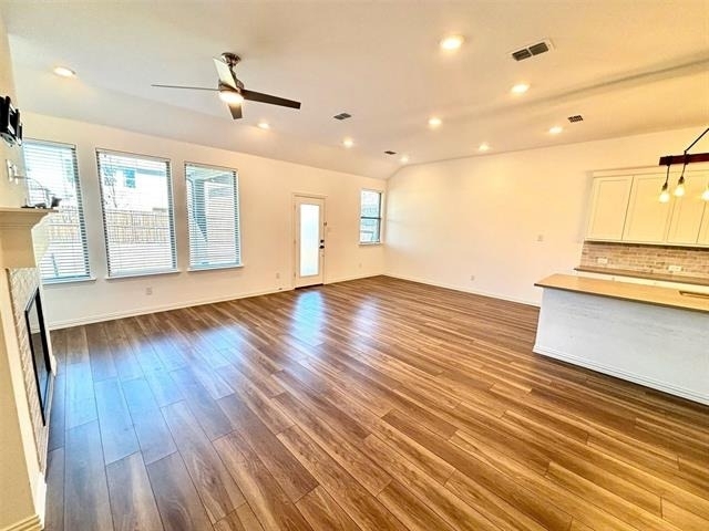 512 Virginia Way - Photo 8
