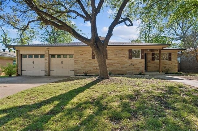 3605 Jeanette Drive - Photo 0