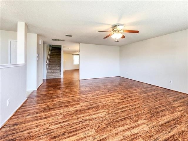 601 Jagera Way - Photo 9