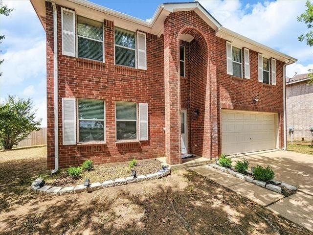 601 Jagera Way - Photo 0