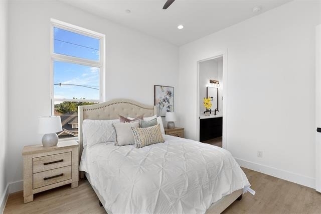 723 W 10th Street - Photo 18