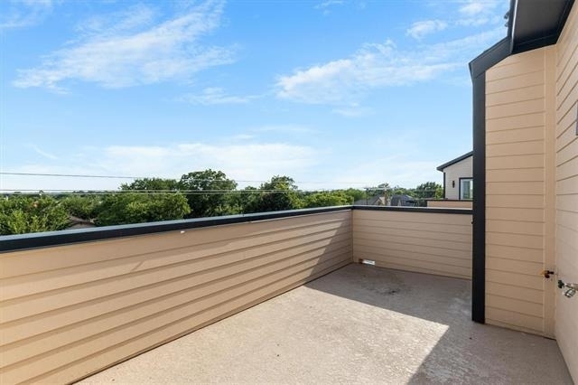 723 W 10th Street - Photo 30