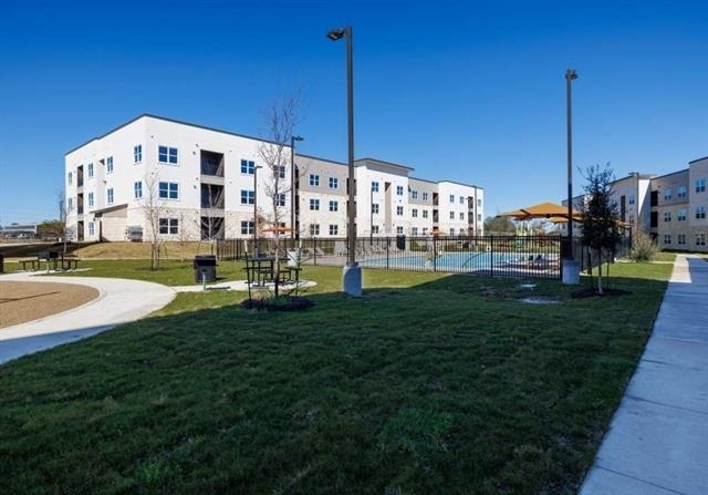 13411 Fm-812 Drive - Photo 20