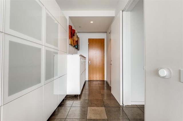2430 Victory Park Lane - Photo 2