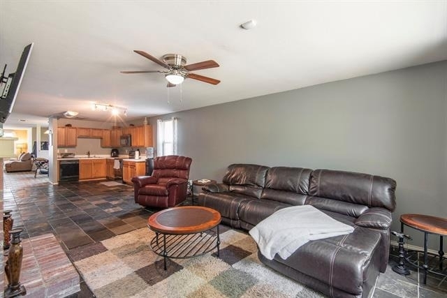 12667 Vandelia Street - Photo 11