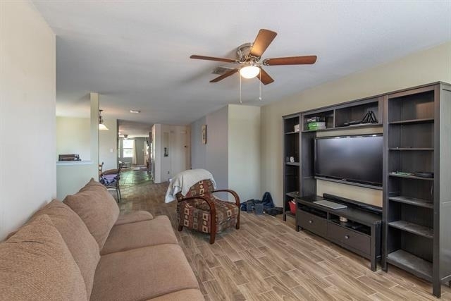 12667 Vandelia Street - Photo 4
