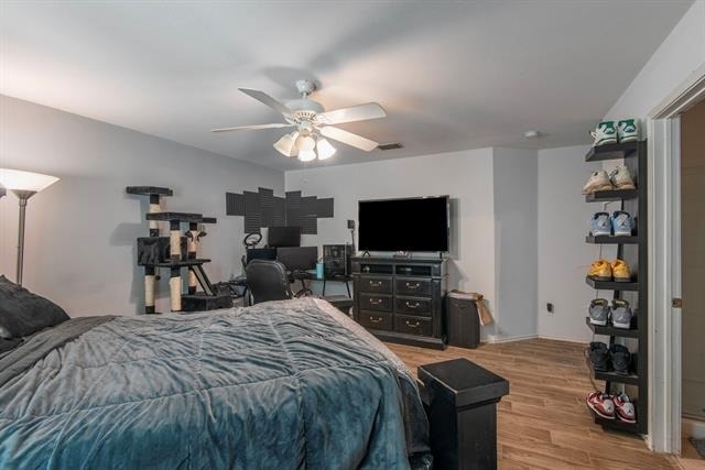 12667 Vandelia Street - Photo 13