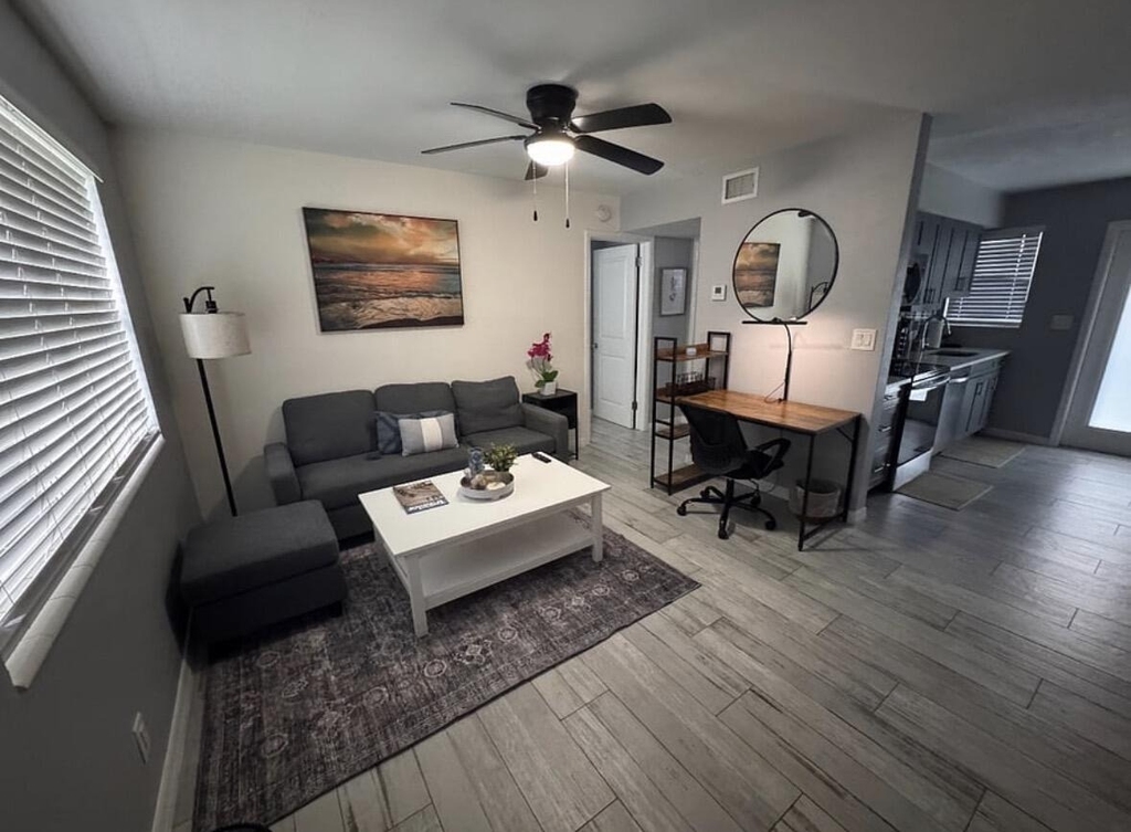136 Akron Street - Photo 2
