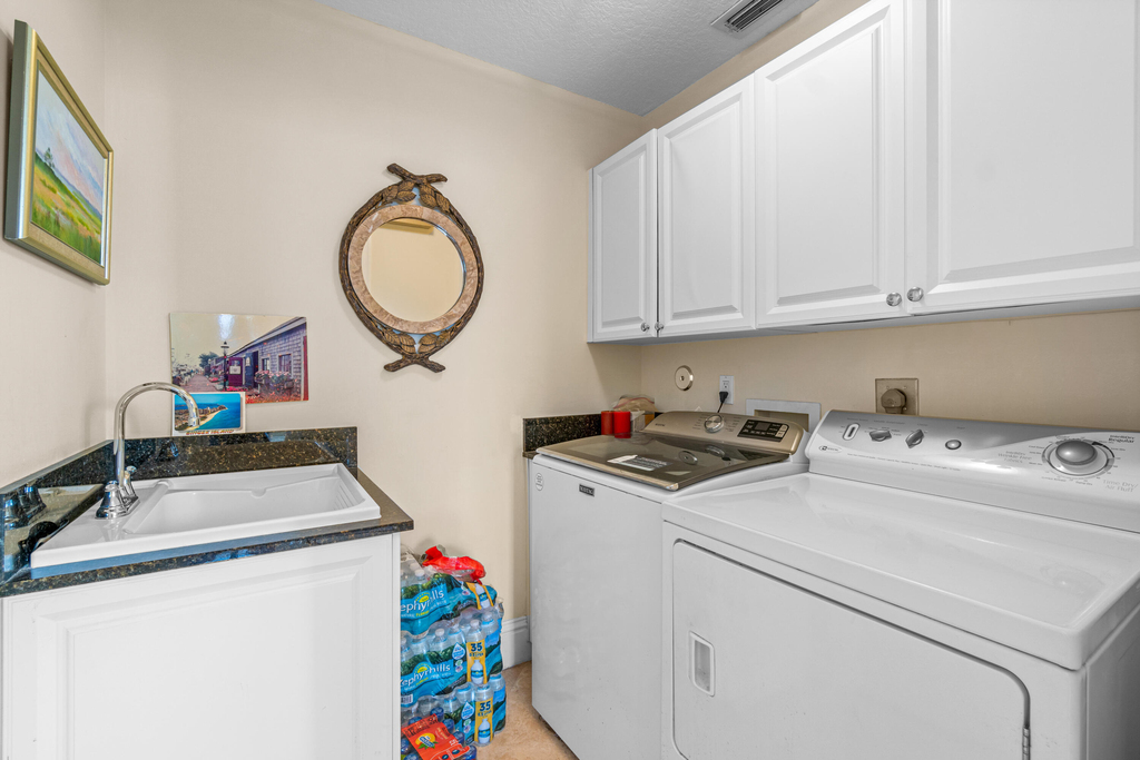 16850 Colchester Court - Photo 38