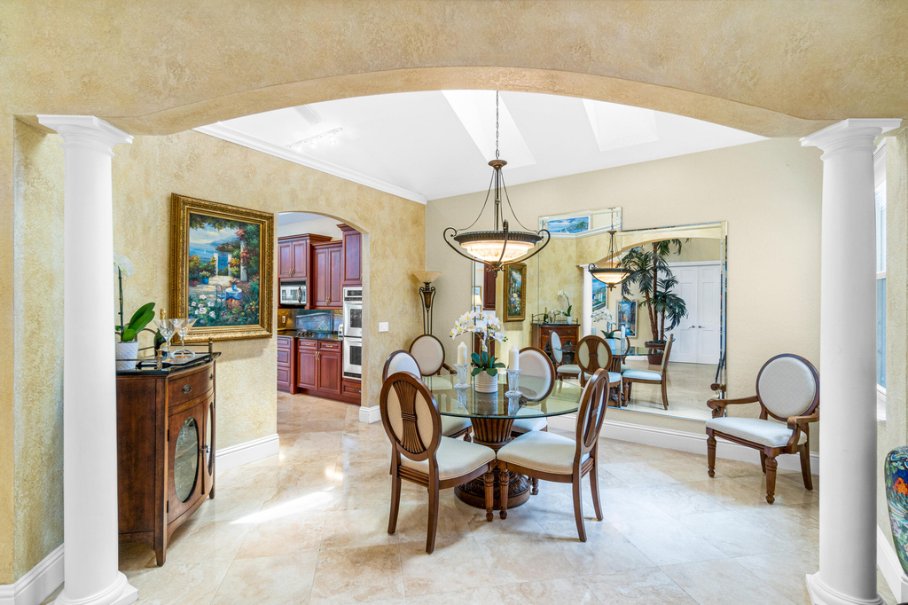 16850 Colchester Court - Photo 8