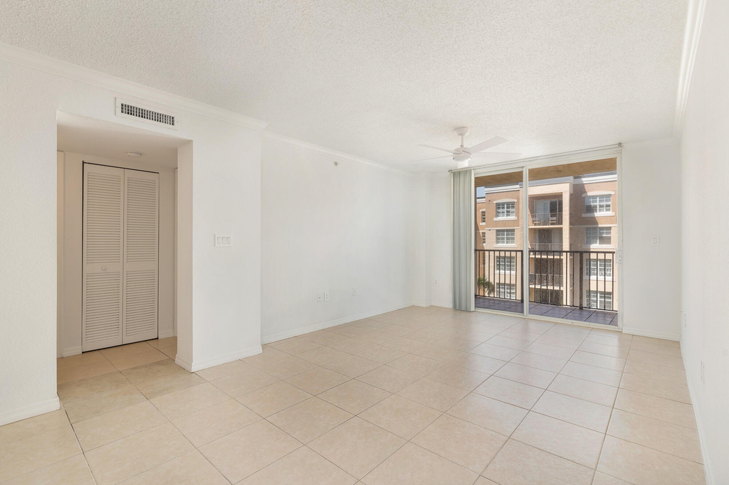 1801 N Flagler Drive - Photo 2