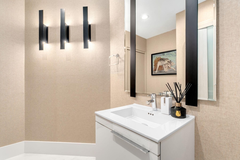 17301 Biscayne Boulevard - Photo 35