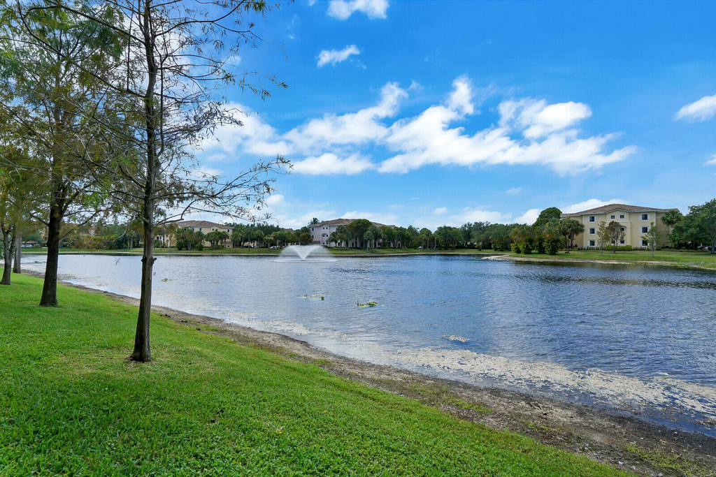 2812 Grande Parkway - Photo 11