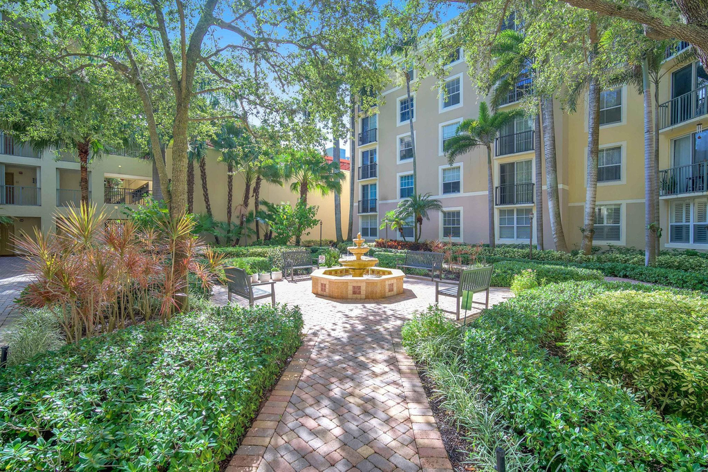630 S Sapodilla Avenue - Photo 17