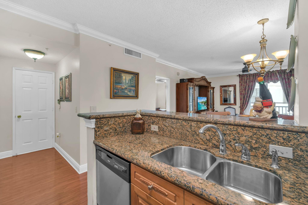 630 S Sapodilla Avenue - Photo 12