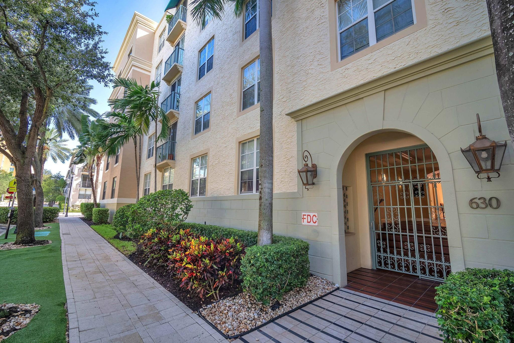630 S Sapodilla Avenue - Photo 15