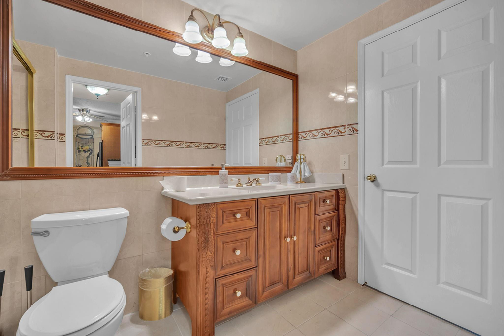 630 S Sapodilla Avenue - Photo 4