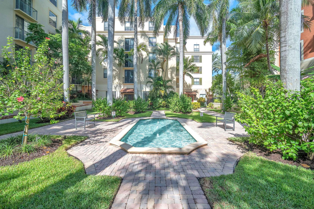 630 S Sapodilla Avenue - Photo 18