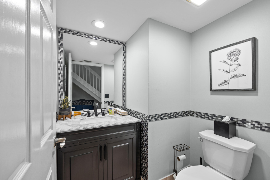 12196 Sag Harbor Court - Photo 1