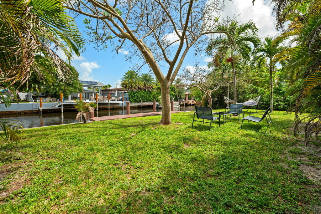 2512 Sugarloaf Lane - Photo 4