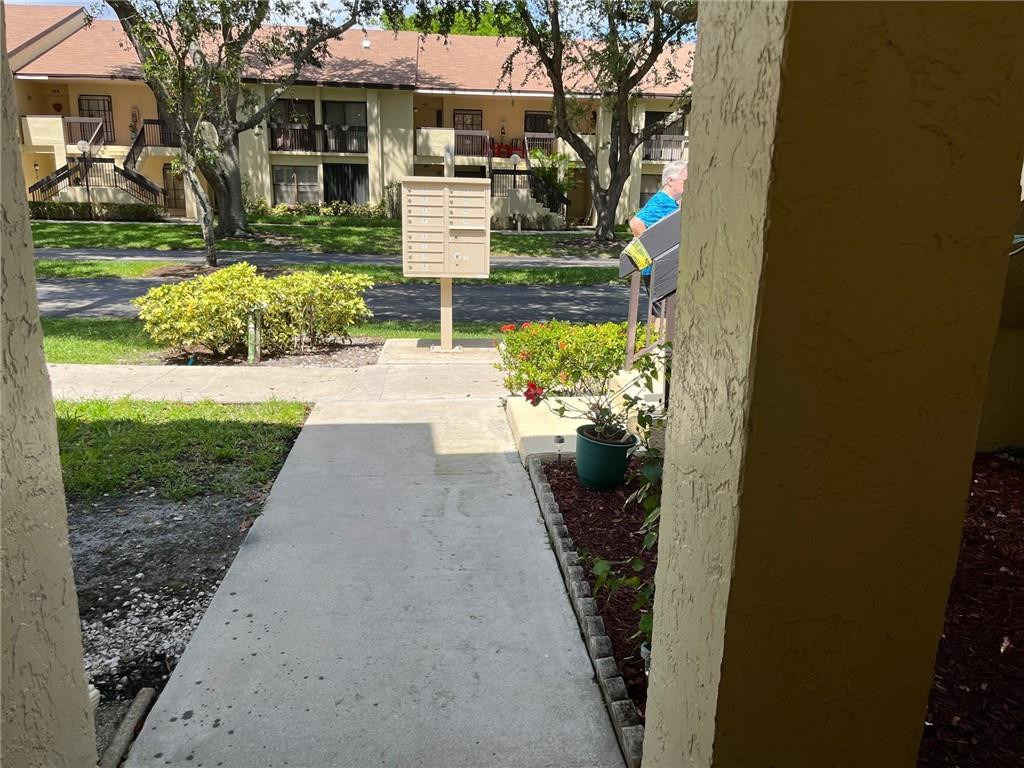 1921 Sw 15th Street - Photo 5