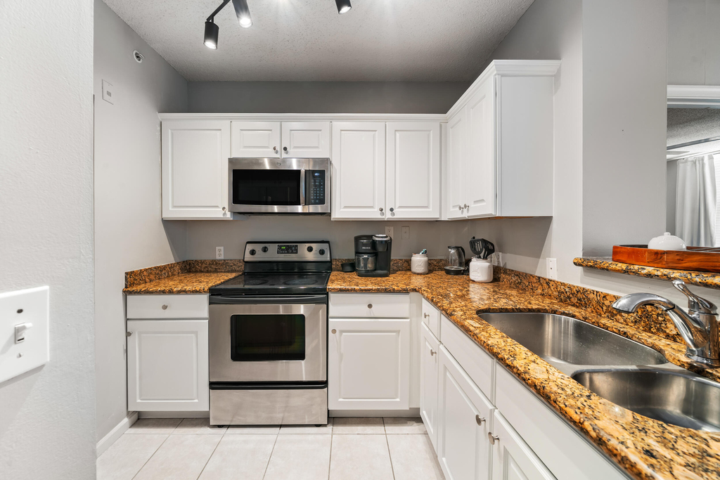 11790 Saint Andrews Place - Photo 4