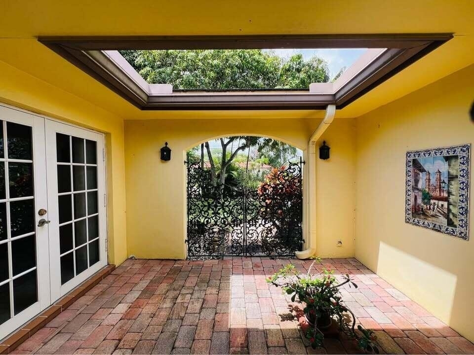 7834 Edgewater Drive - Photo 3