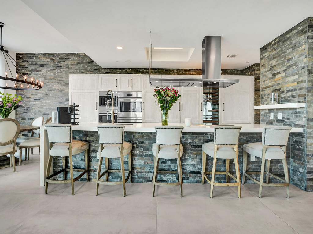 17301 Biscayne Boulevard - Photo 14