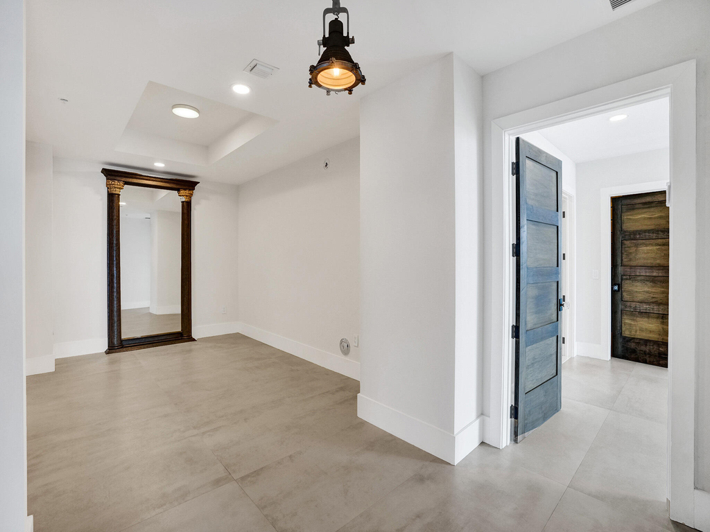 17301 Biscayne Boulevard - Photo 39