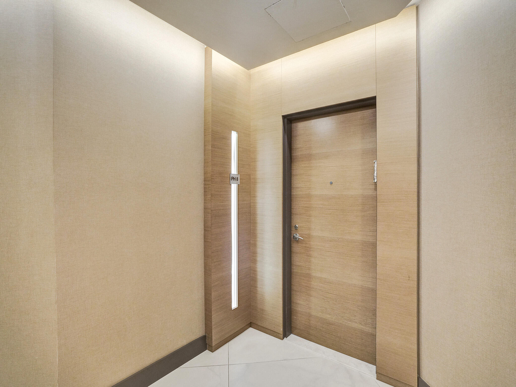 17301 Biscayne Boulevard - Photo 1