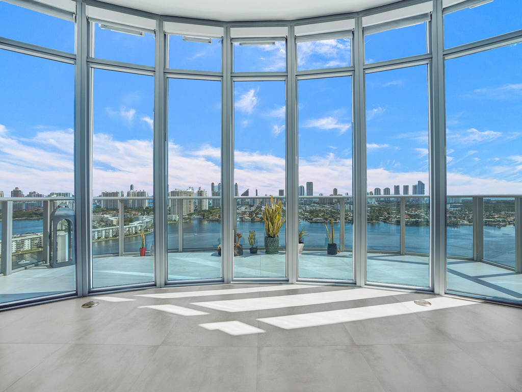 17301 Biscayne Boulevard - Photo 24
