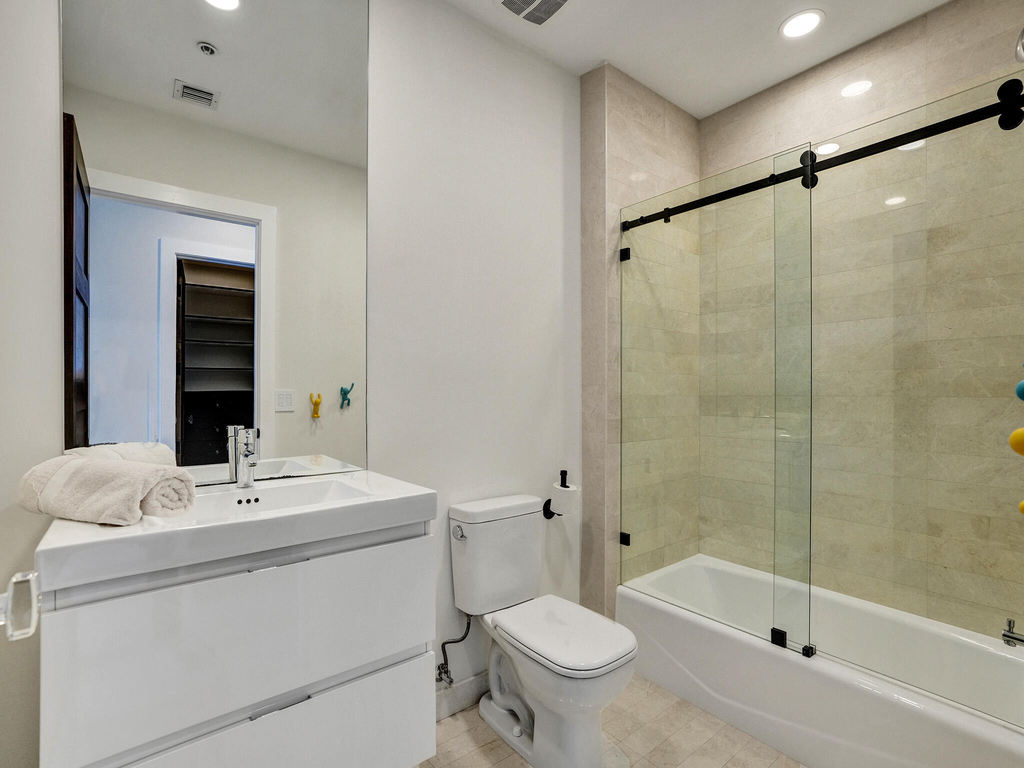17301 Biscayne Boulevard - Photo 32