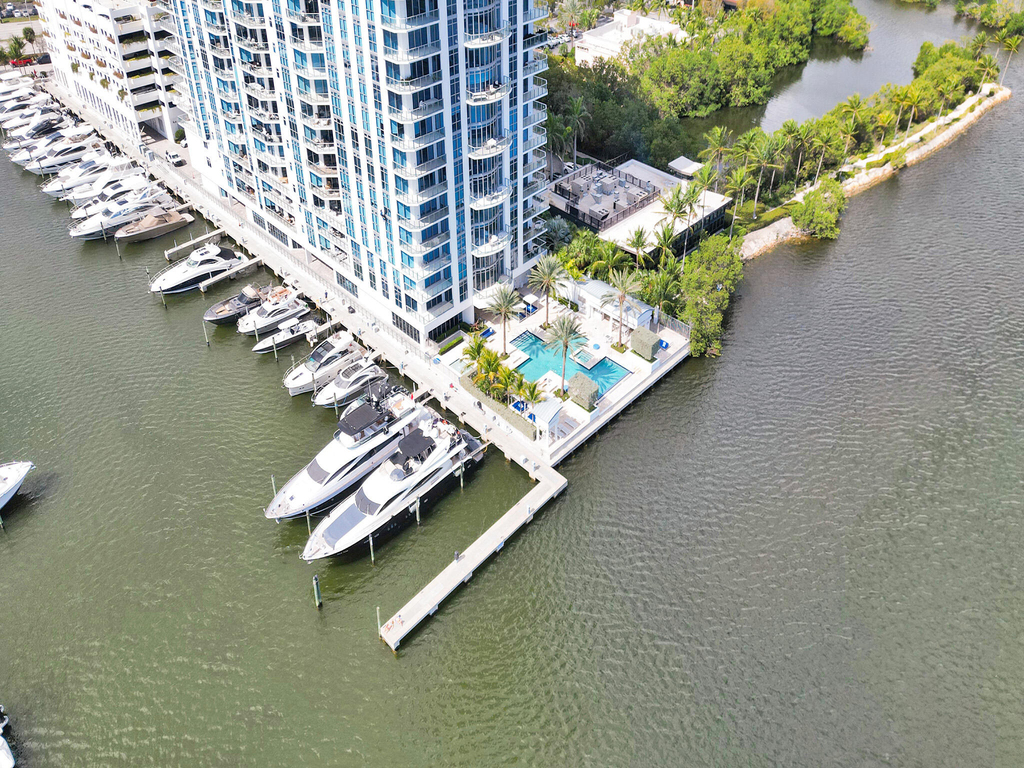 17301 Biscayne Boulevard - Photo 56