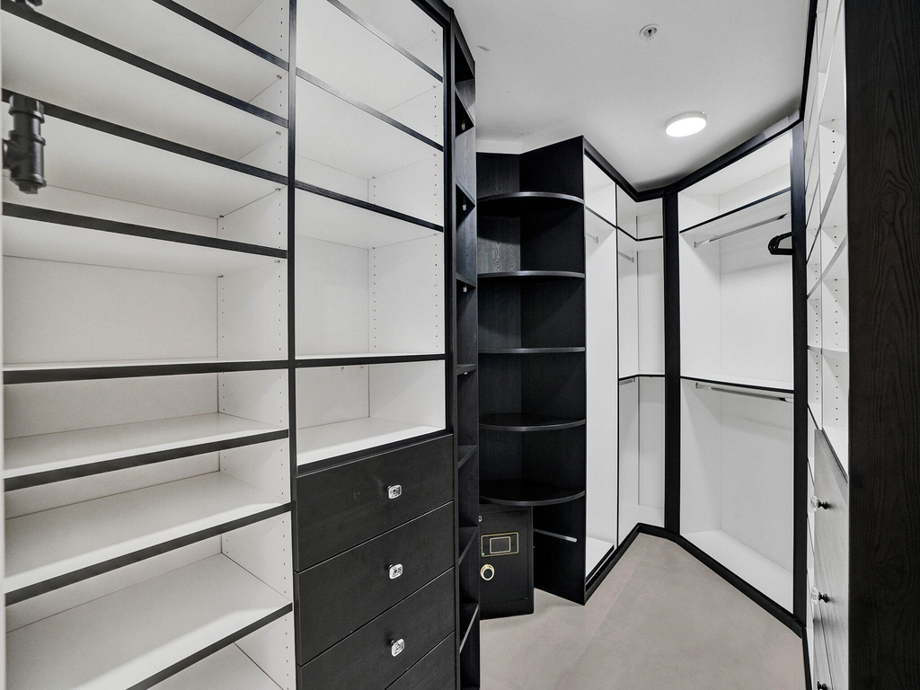 17301 Biscayne Boulevard - Photo 29