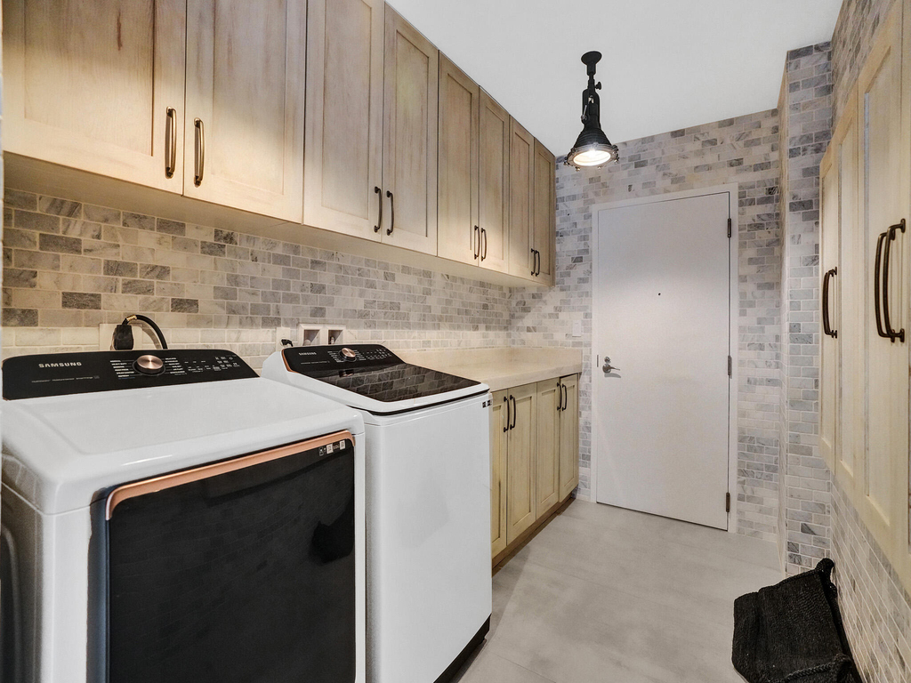 17301 Biscayne Boulevard - Photo 38