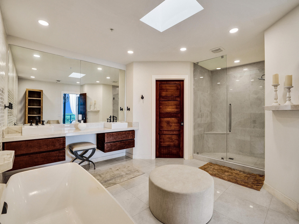 17301 Biscayne Boulevard - Photo 45