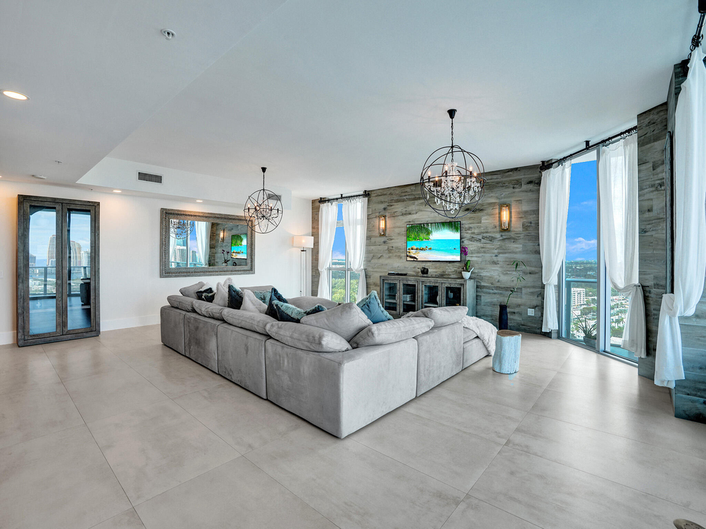 17301 Biscayne Boulevard - Photo 9