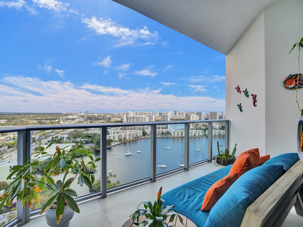 17301 Biscayne Boulevard - Photo 62