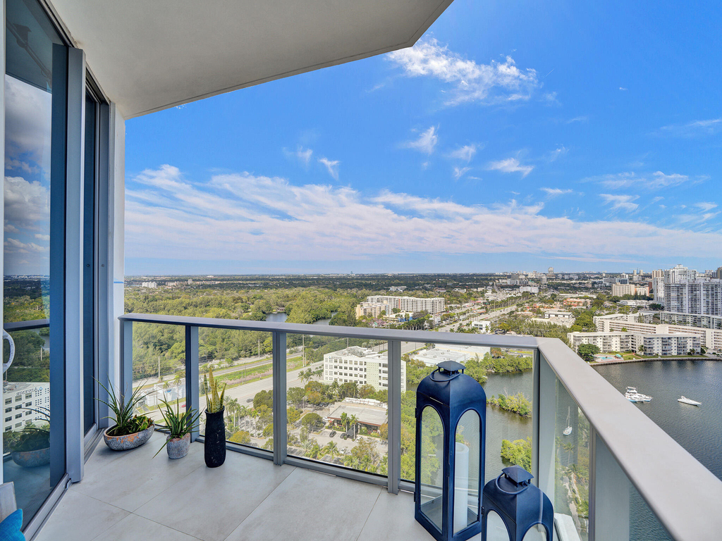 17301 Biscayne Boulevard - Photo 53
