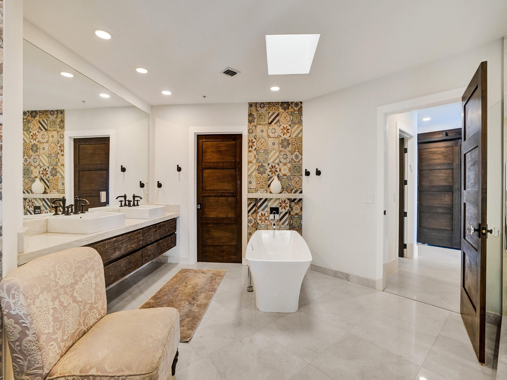 17301 Biscayne Boulevard - Photo 26