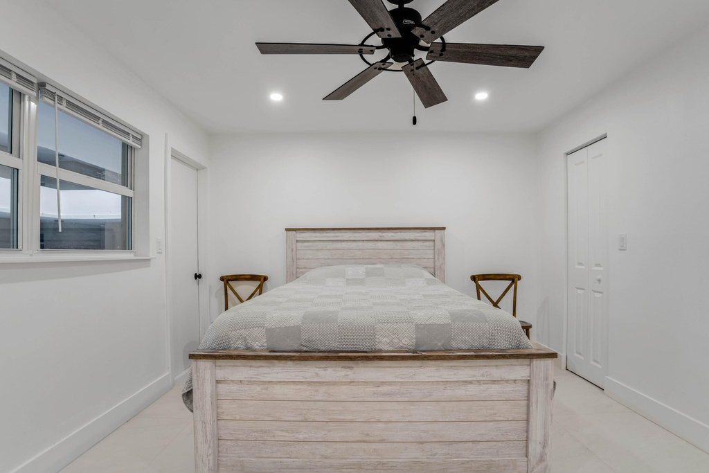 401 Briny Avenue - Photo 11